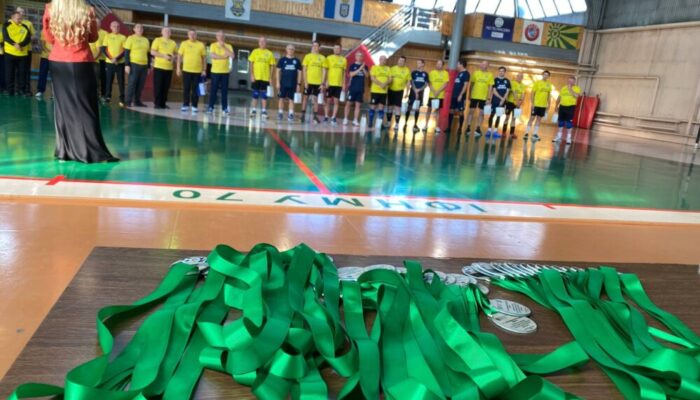 photo_5467559360436765157_y